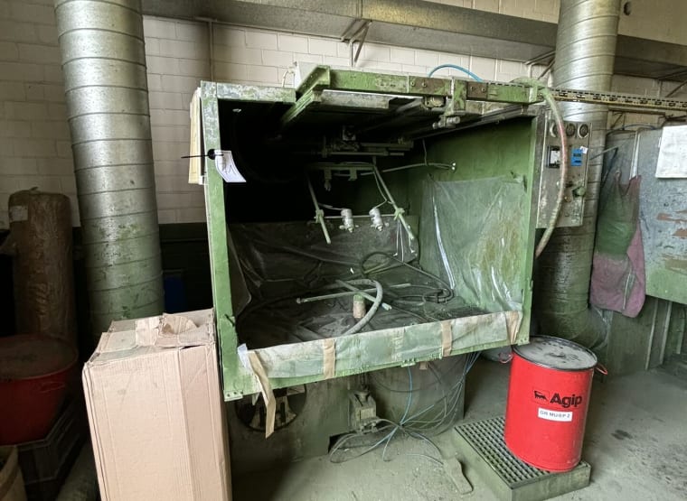 WALTHER 77/4 Paint booth