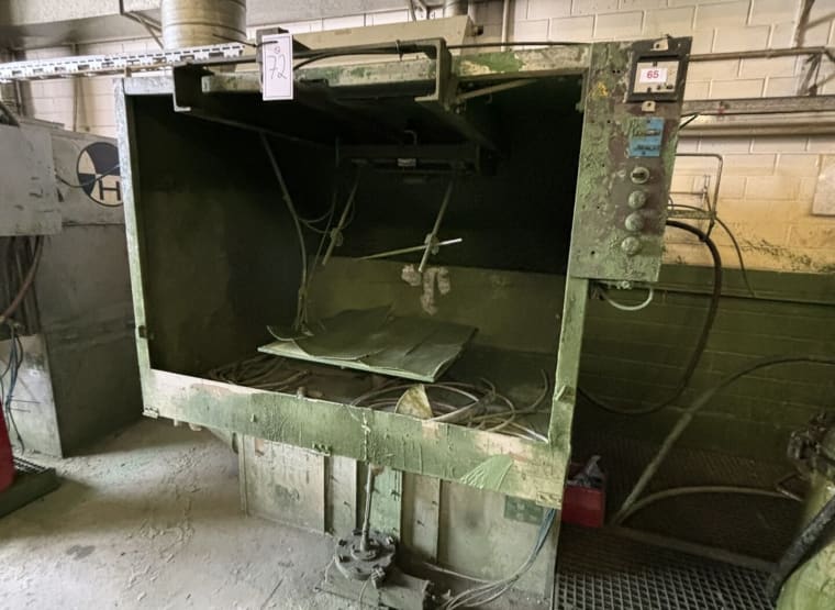 WALTHER 77/4 Paint booth