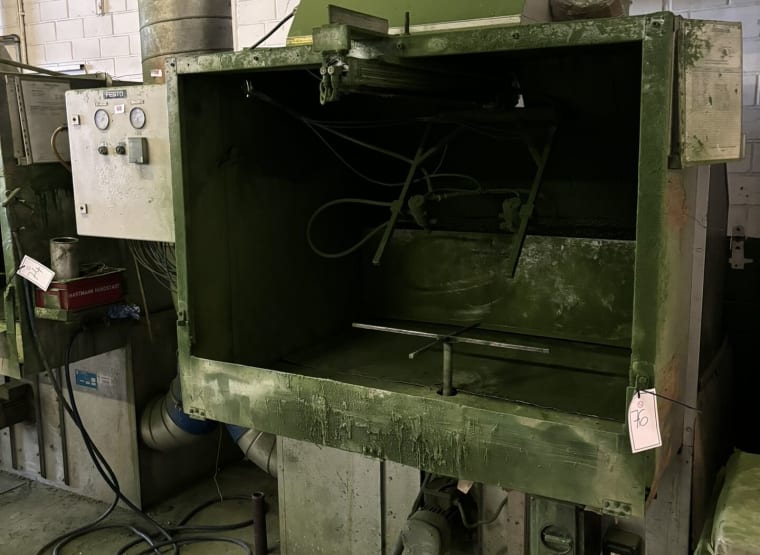 WALTHER 77/4 Paint booth