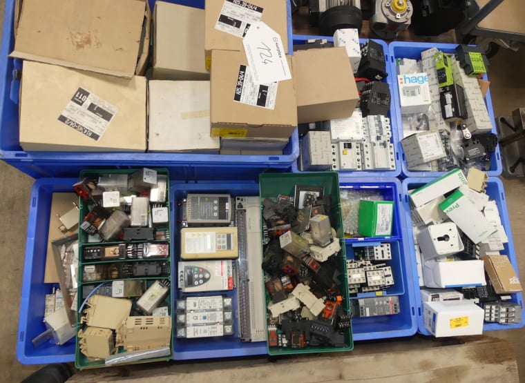 Lot of Electric Components