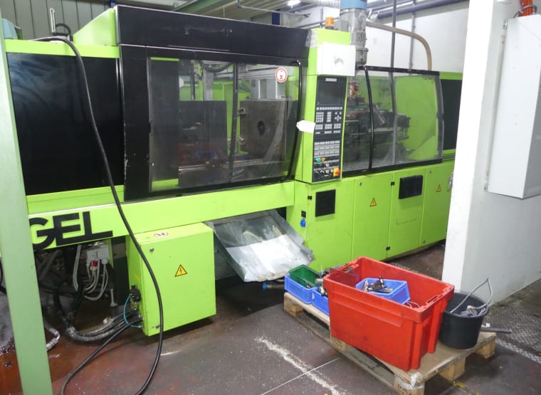 ENGEL VICTORY 500/1200 TECH Injection Moulding Machine