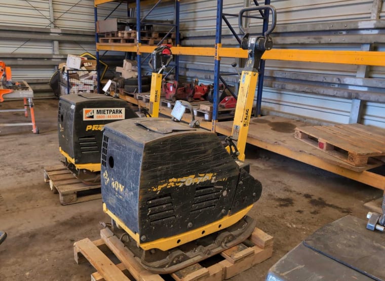 Bouwuitrusting, gereedschap en speciaal systeem BOMAG BPR 70/70 D