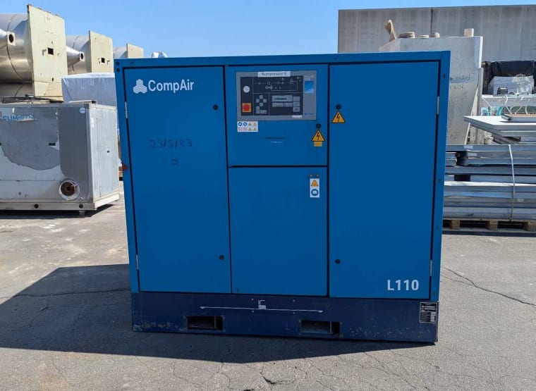 COMPAIR L110-7.5A screw compressor