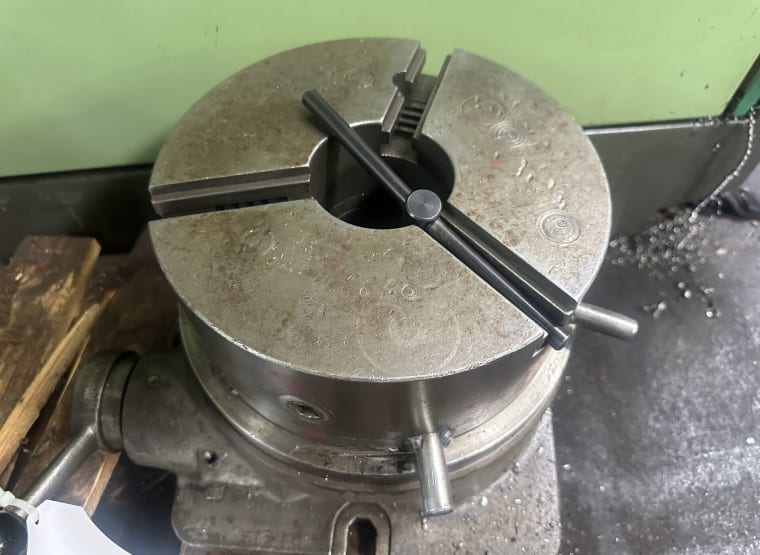 Rotary table