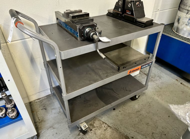 GARANT 918540-T74 Workshop trolley with contents