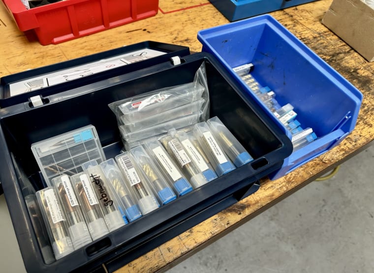 Lot carbide milling cutters