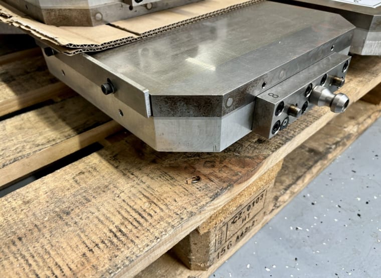 EROWA FL-AJW108 Clamping plate