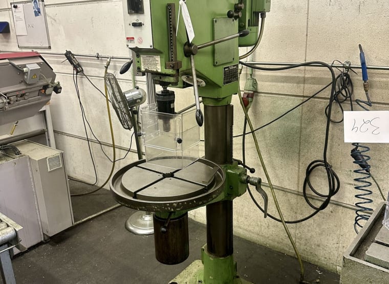 GILLARDON GB 30 Column drilling machine