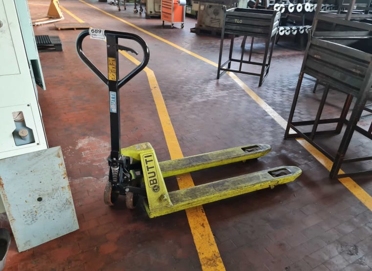 Manual Pallet Truck BUTTI 7360