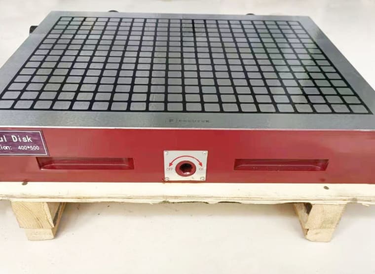 Mesa Magnética 400x500 mm FREUTEK ATT0039