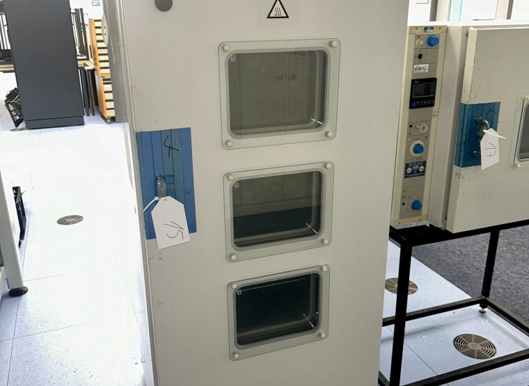 HERAEUS UT 6420 Heating cabinet/drying cabinet