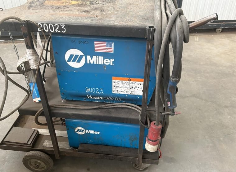 MILLER Maxstar 300 DX Tig welding machine