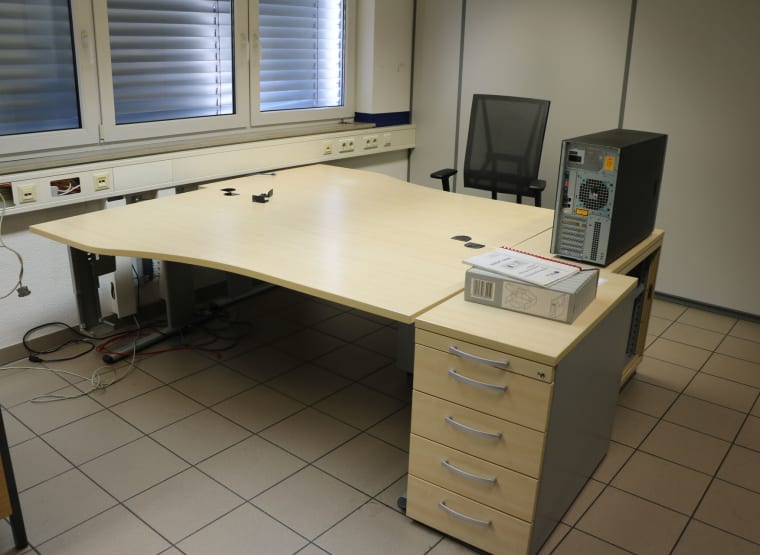 2 office workstations