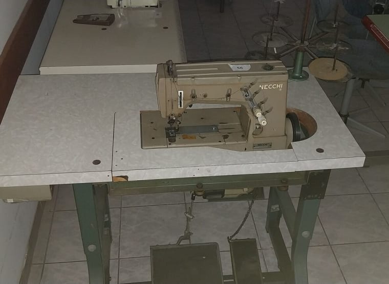 Machine pour l'industrie du textile NECCHI