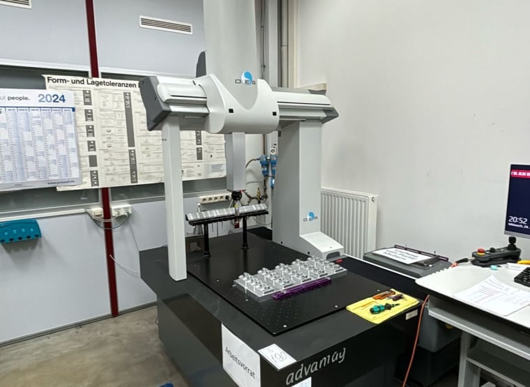 HEXAGON GLOBAL 071007 Koordinatenmessmaschine