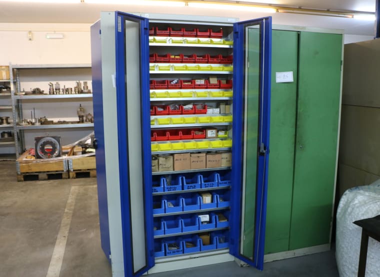 GARANT Double-door workshop cabinet with contents