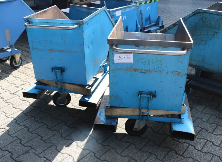 2 chip trolleys