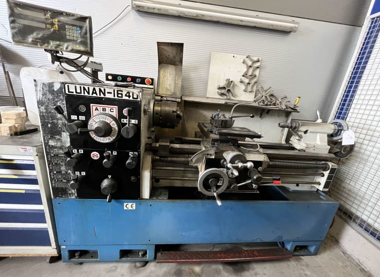 LUNAN 1640 Center lathe