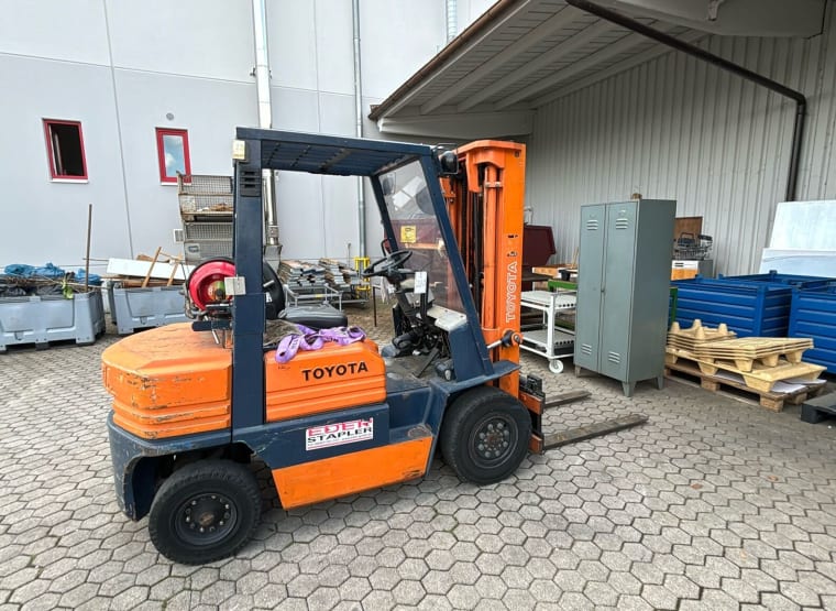 LPG Forklift TOYOTA 42-5FG25