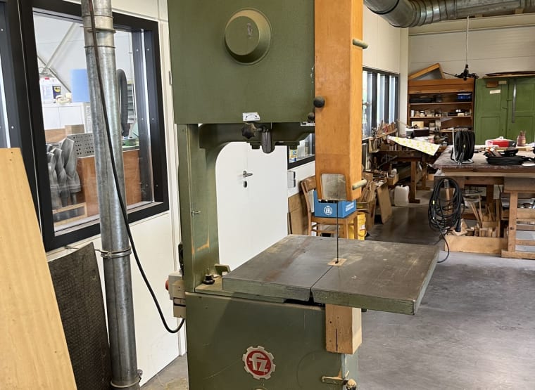 FRIEDRICH ZIMMERMANN Vertical band saw