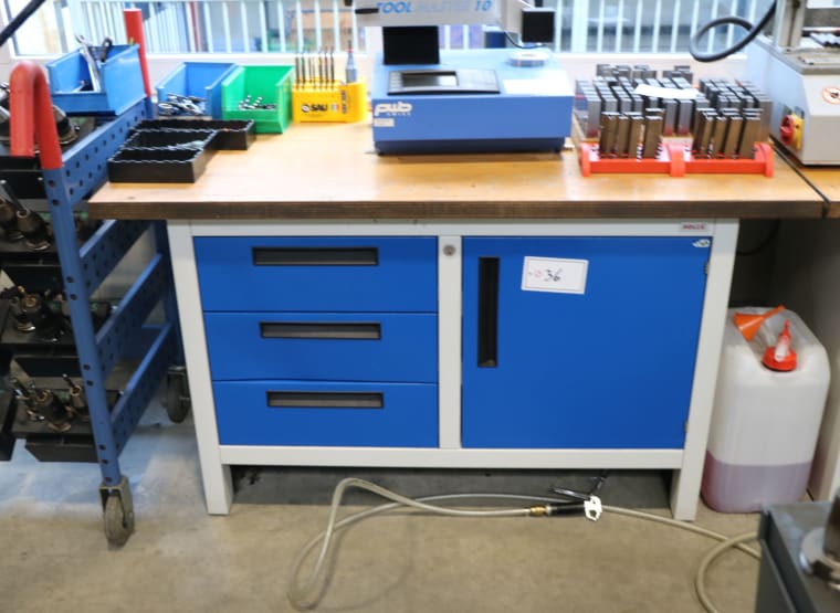 HOLEX Workbench with contents