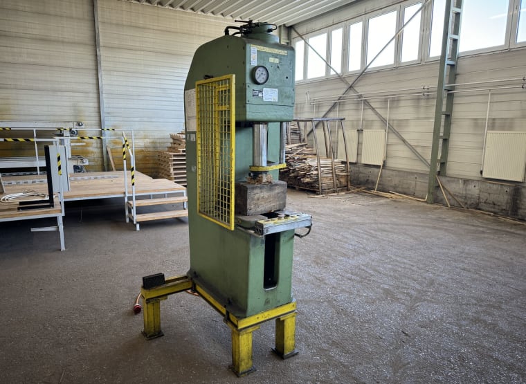 W. PAUL MÜLLER HMF 400 Hydraulic Press