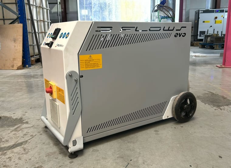 EURO CHILLER 3FlowsEVI Cooling system