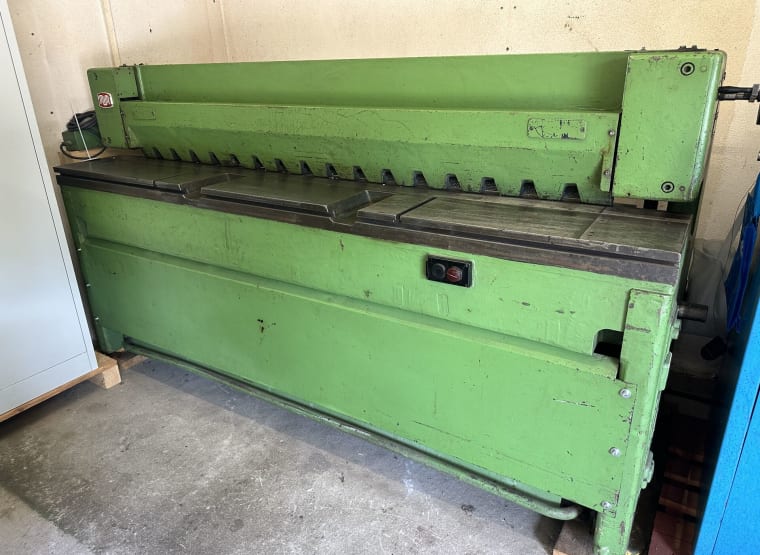 WMW SCTU 2,5x2000 Guillotine shears