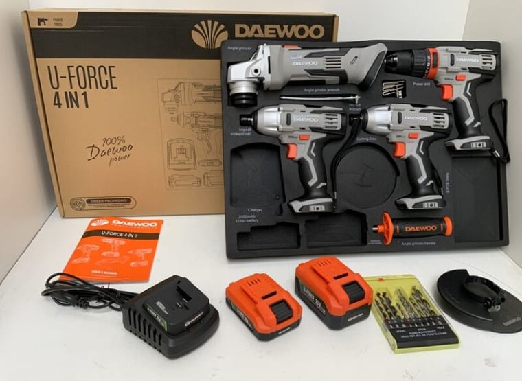 DAEWOO U force 4 in 1 Power tool set