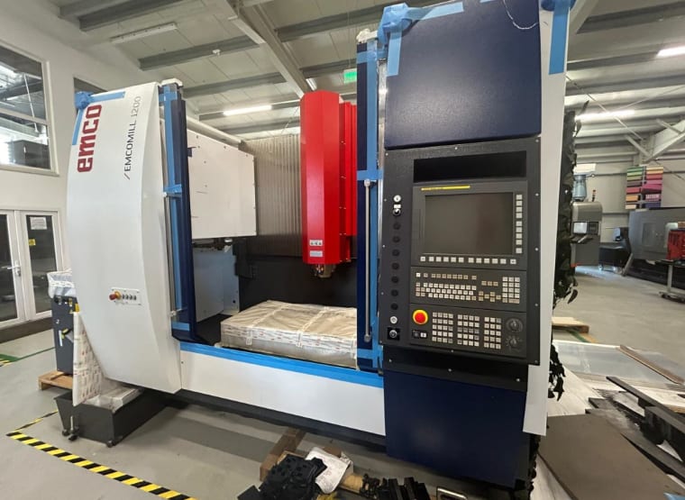 Centro de fresagem e torno CNC EMCO EMCOMILL 1200