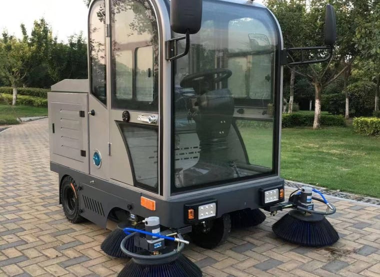 KASTER VOL-2000 Electric Sweeper