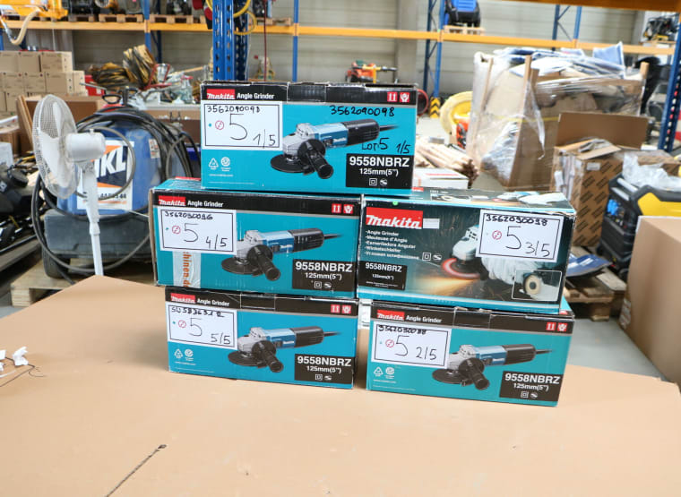 MAKITA 9558 NBRZ 5 Angle Grinders