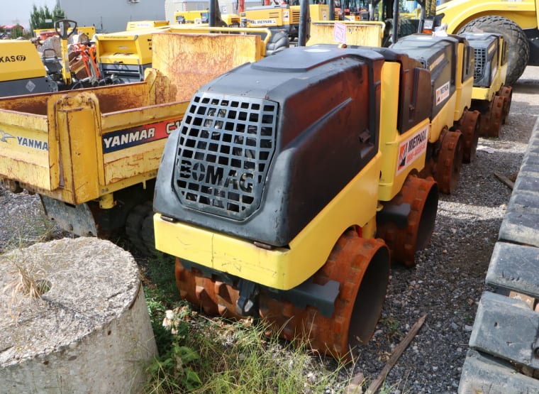 BOMAG BMP 8500 Mehrzweckverdichter/Bodenverdichter/Grabenwalze