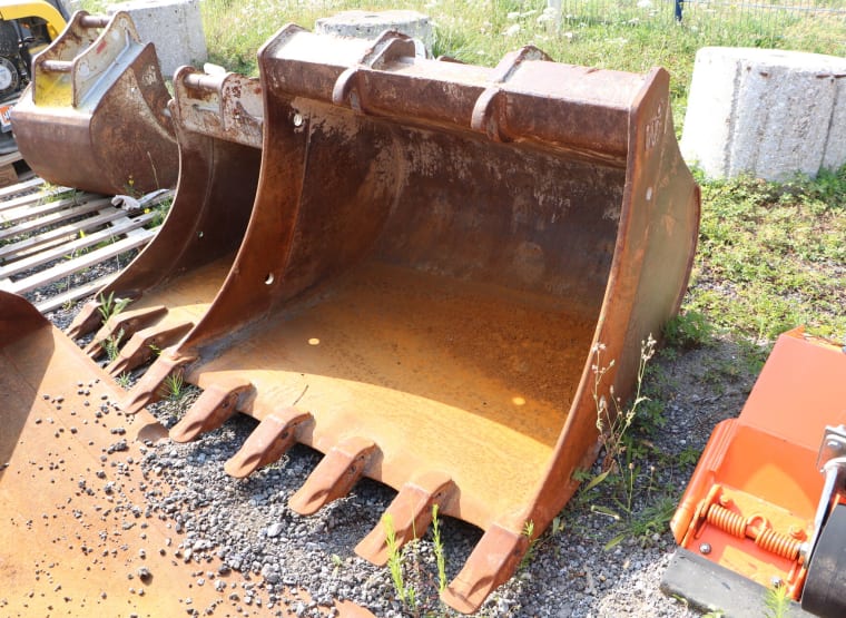 WINKELBAUER KL 20 T 120 LC 2 T 35 Trench Bucket