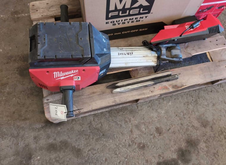 MILWAUKEE MXFDH 2528 H-601 rotary hammer