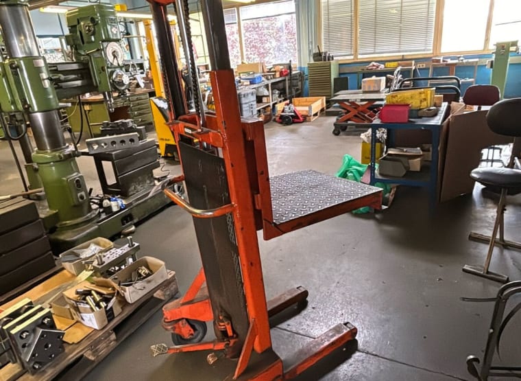 ALMOCAR VSS manual high lift pallet truck