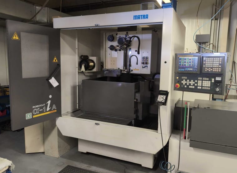 FANUC ROBOCUT ALPHA-1 IA wire EDM machine