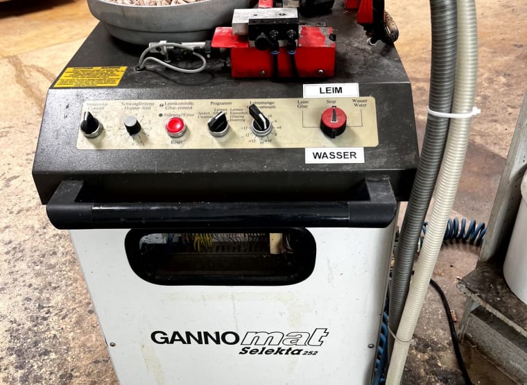 Máquina de inserção de cavilhas GANNER Selekta 252