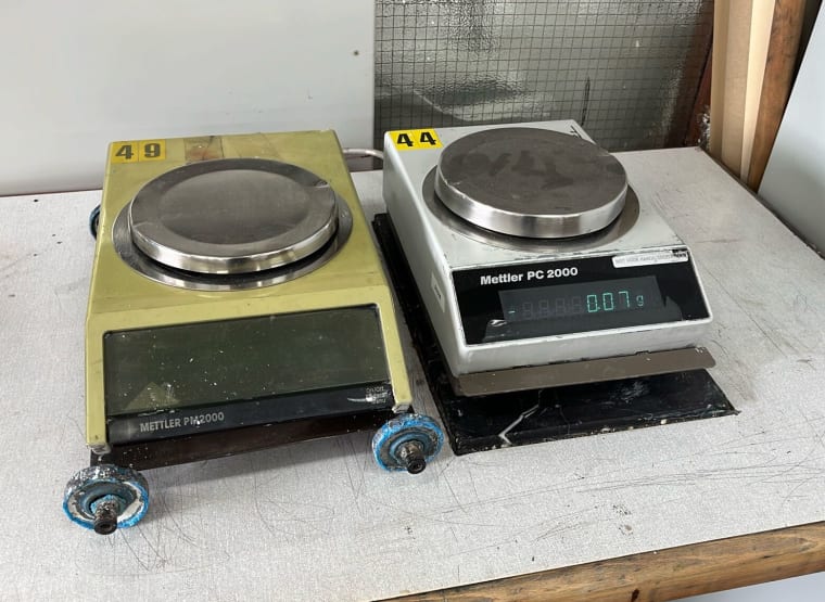 METTLER Lab scales (2x)