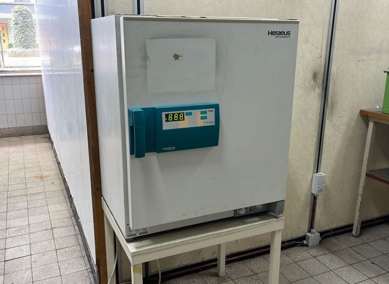 HERAEUS UT 12 Lab furnace