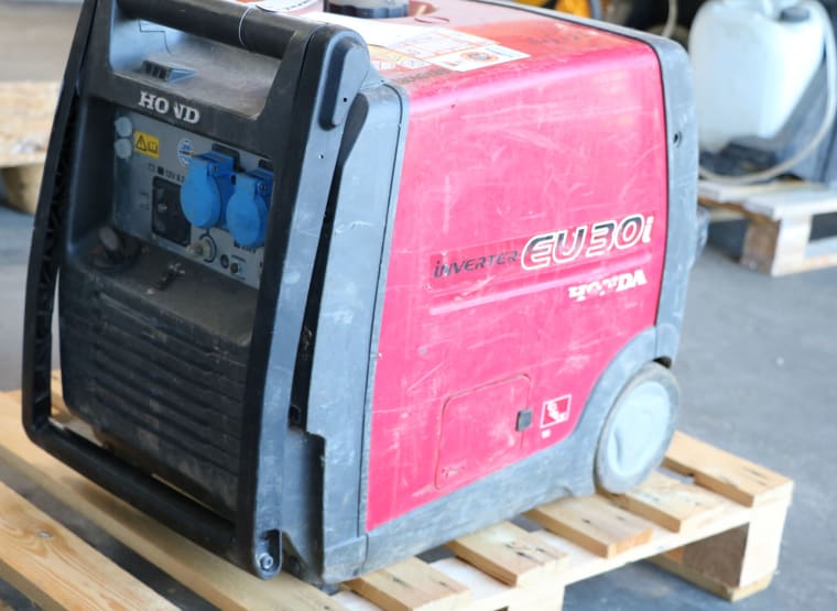 Inverter generator - defective HONDA EU 30 I