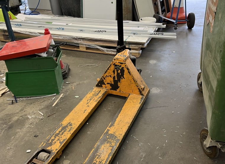 JUNGHEINRICH Hand pallet truck