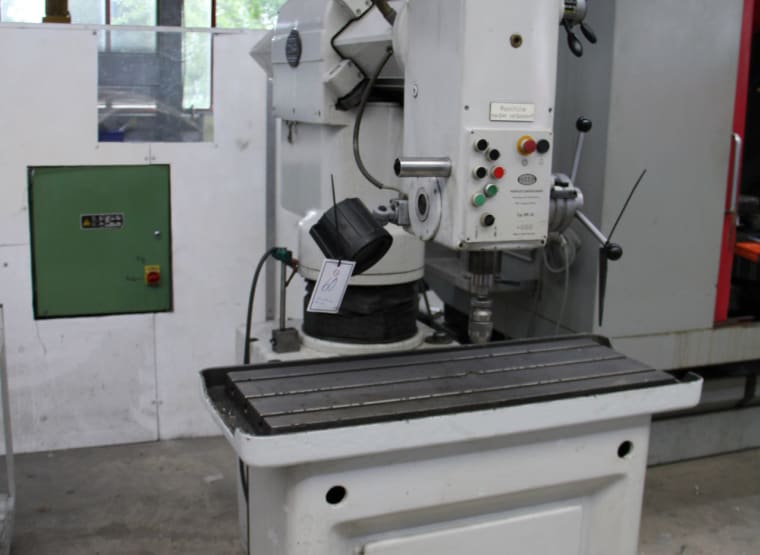 DONAU DR 32 Pillar drilling machine