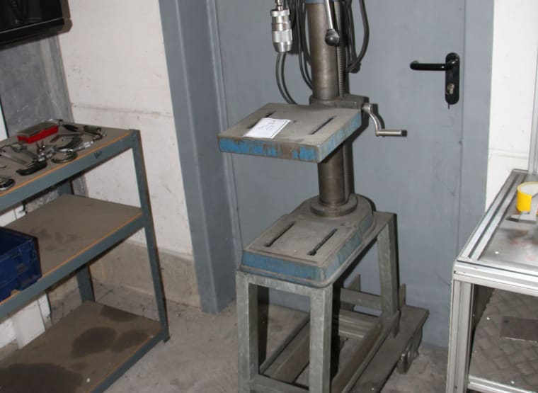 SUSEMIL SU 16 pillar drilling machine