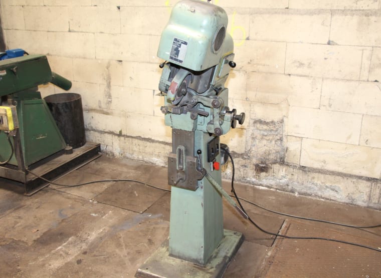 VEB MASCHINENBAU ZEITZ 12 Saw blade sharpening machine