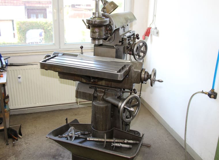 UMF - RUHLA Typ 58 Universal milling machine