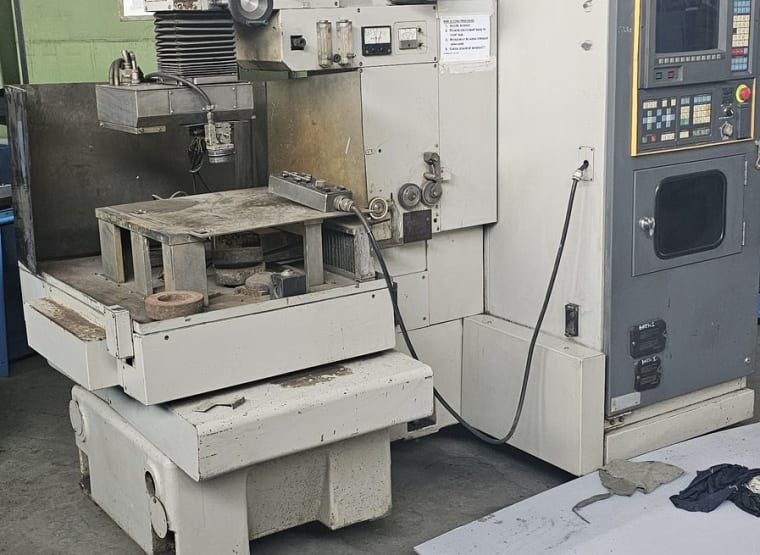 FANUC Tape Cut W1 CNC-Bandschneidemaschine