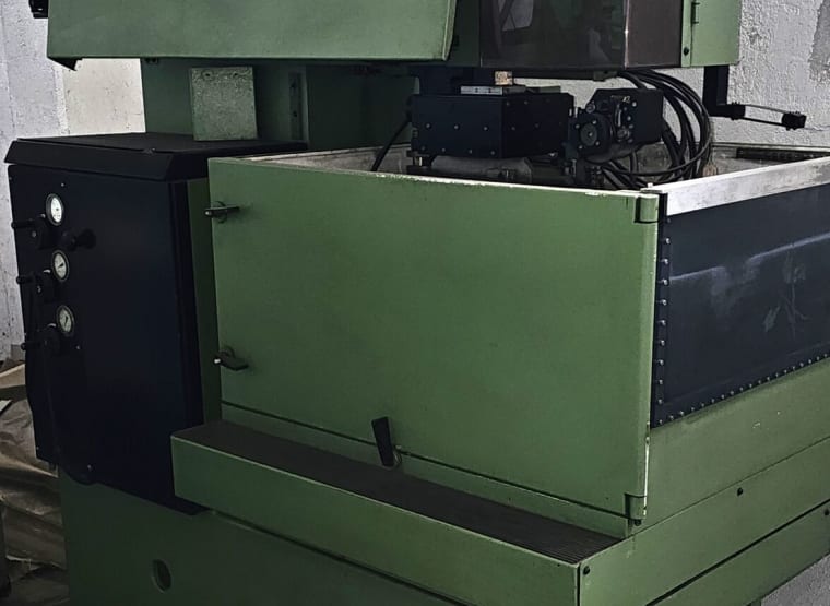 AGIE Agiecut 100 CNC Wire EDM Machine