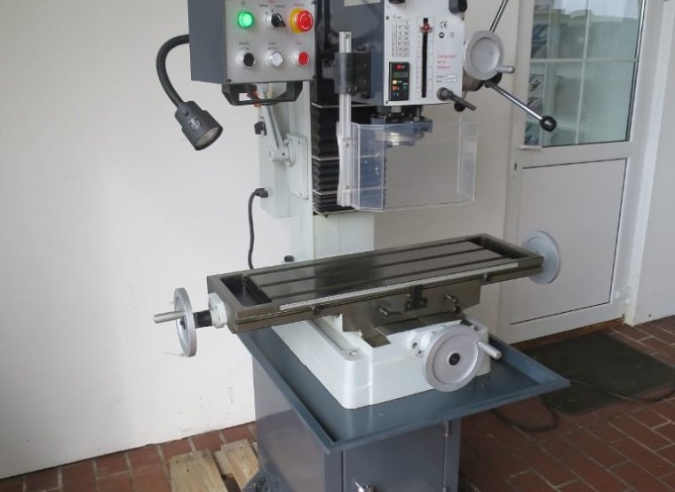 KAMI FKM 350 PD SK40 Bohr- und Fräsmaschine