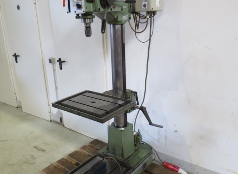 IXION BS 30 AV ST Column Drill